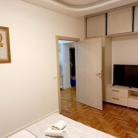 Apartment Alex Belgrad Exteriör bild