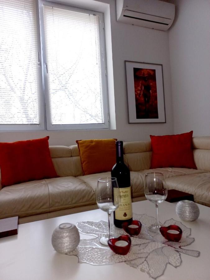 Apartment Alex Belgrad Exteriör bild