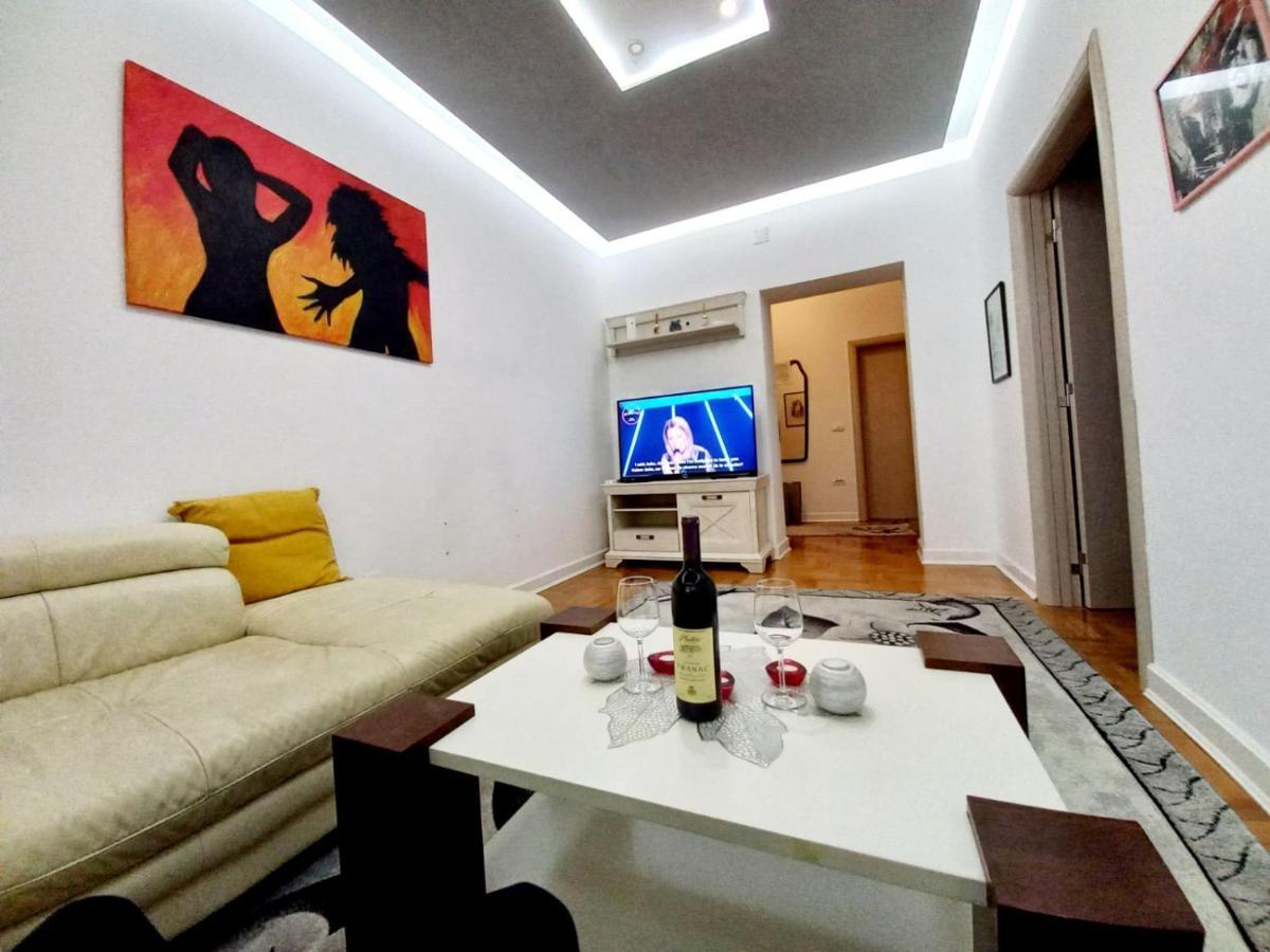 Apartment Alex Belgrad Exteriör bild
